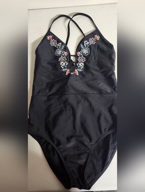 dip Black One-Piece Swimsuit with Multicolor Floral Embroidery